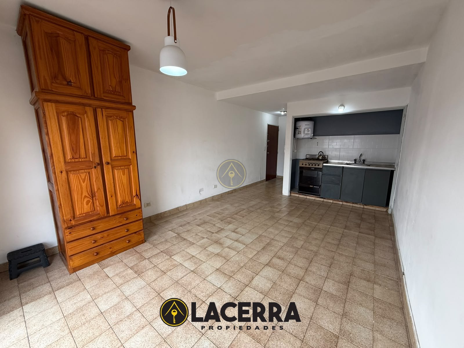 Departamento — 1 amb — Profesor F. Agüer al 4800