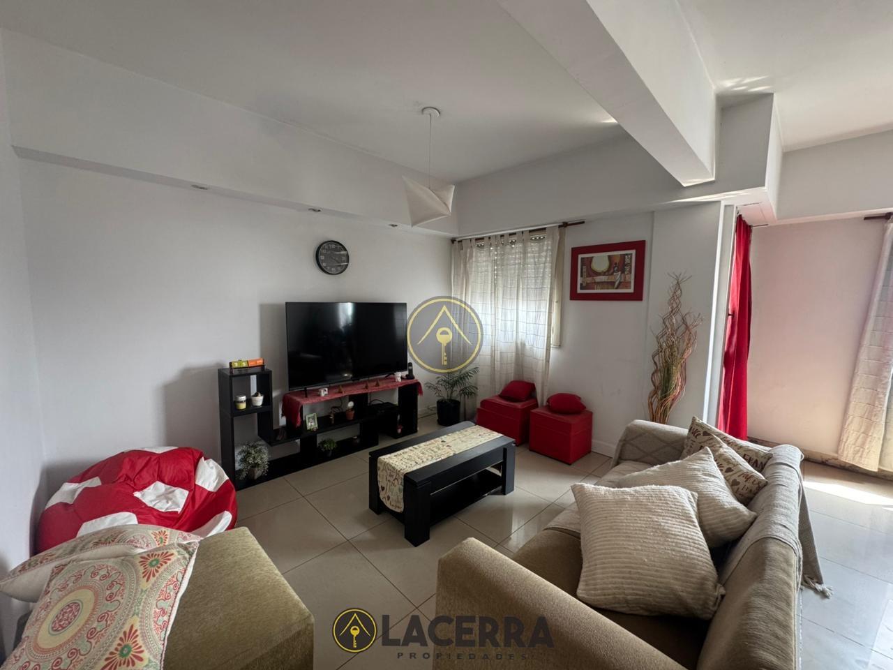 Departamento  3 ambientes con cochera en Beccar