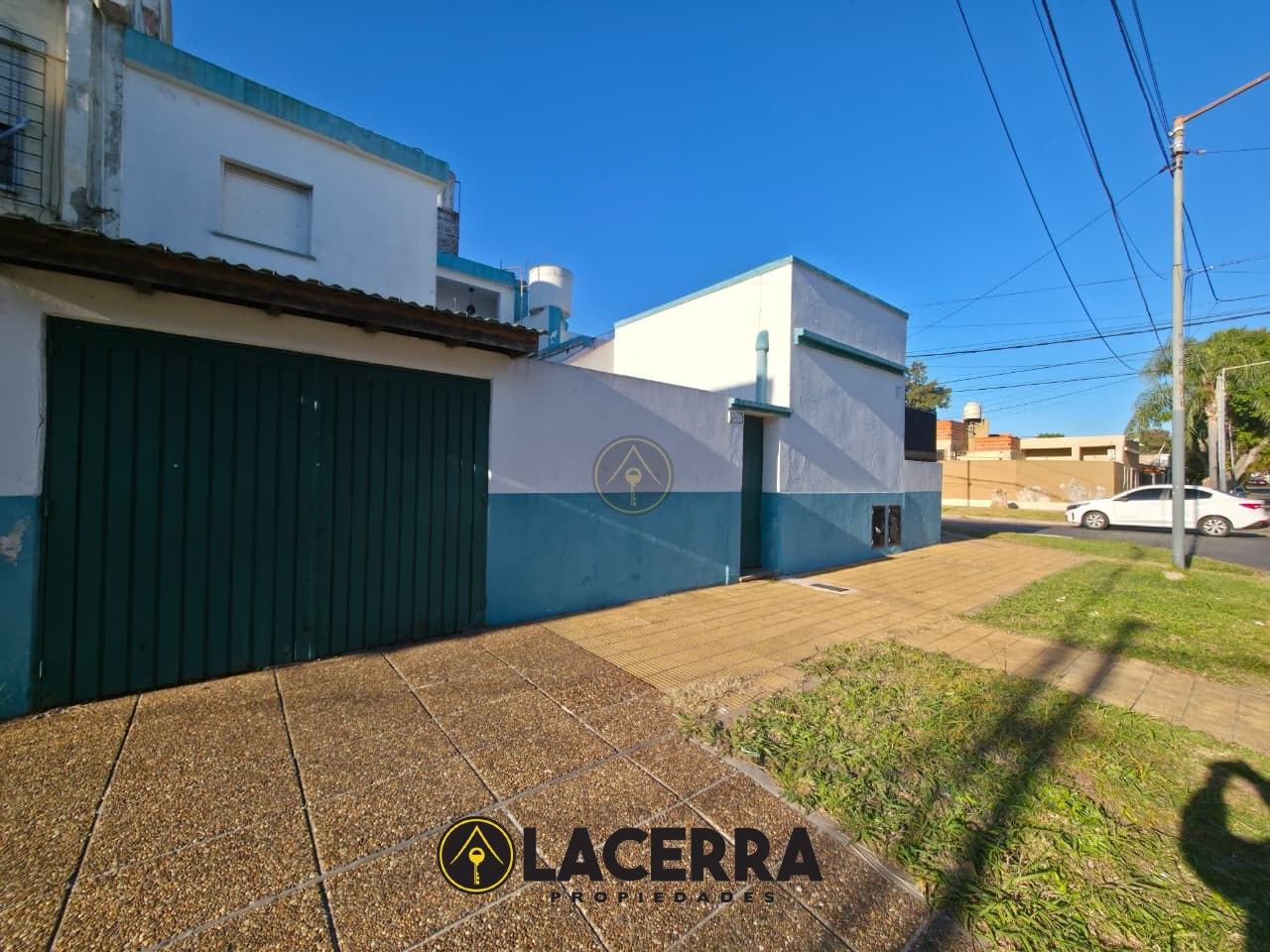 Casa multifamiliar en VENTA