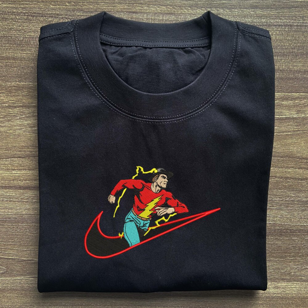 Golden Age The Flash Embroidered T shirt (2)