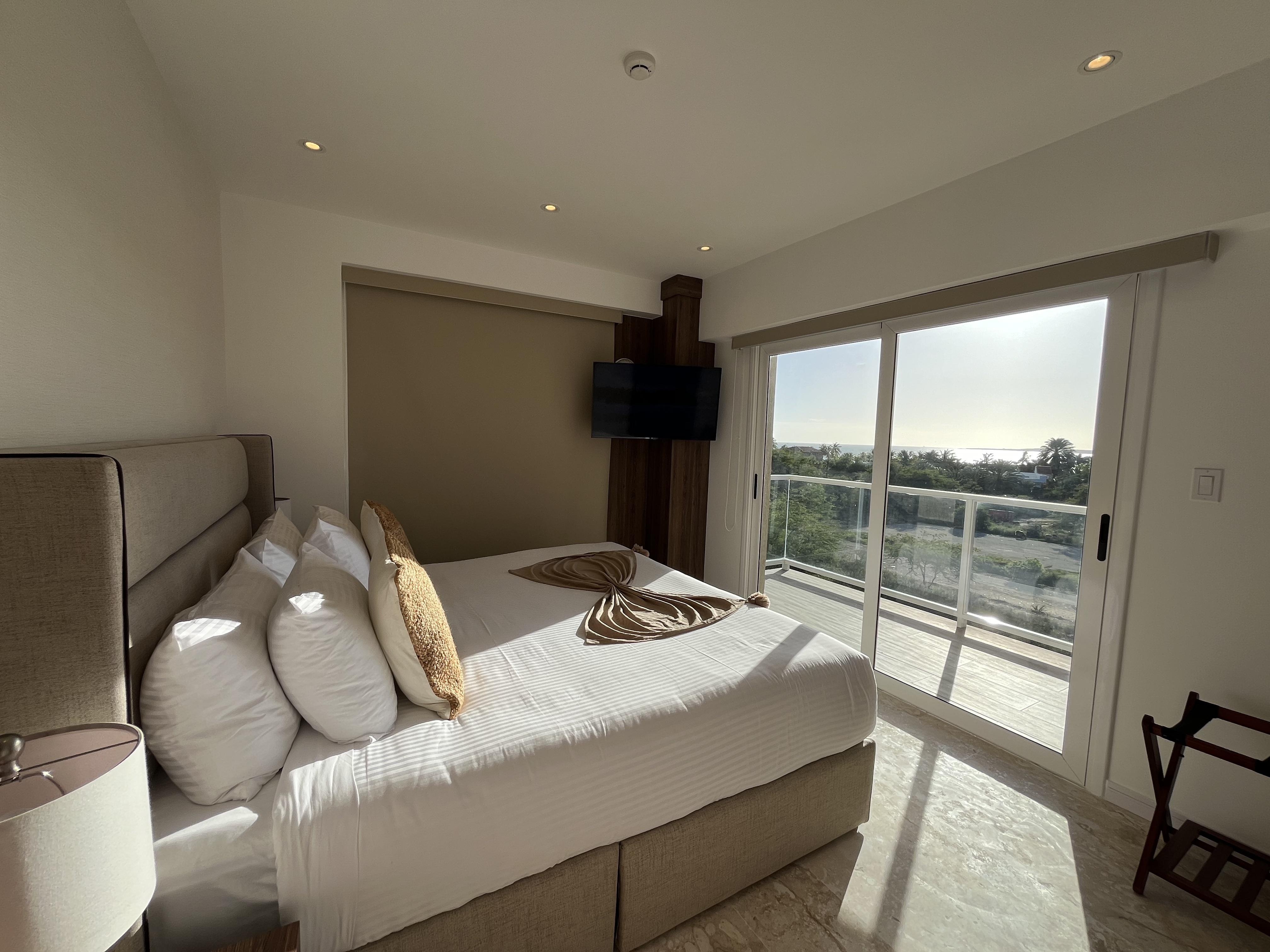 Estándar Superior (con vista y balcón)