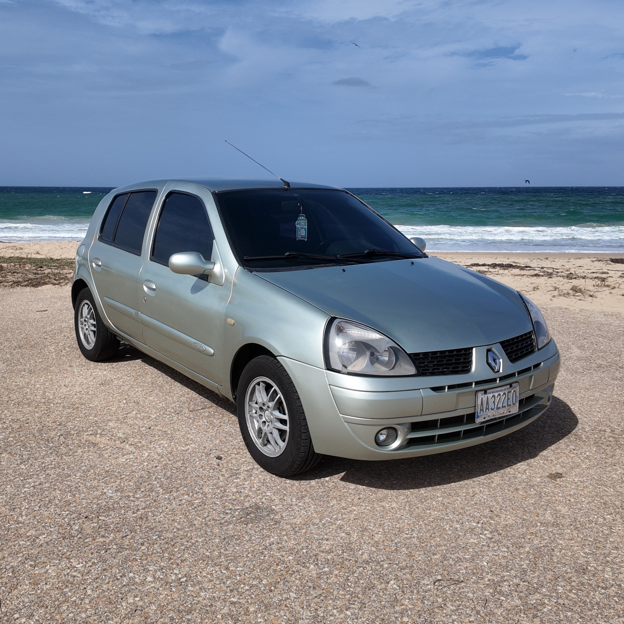 RENAULT CLIO 2008