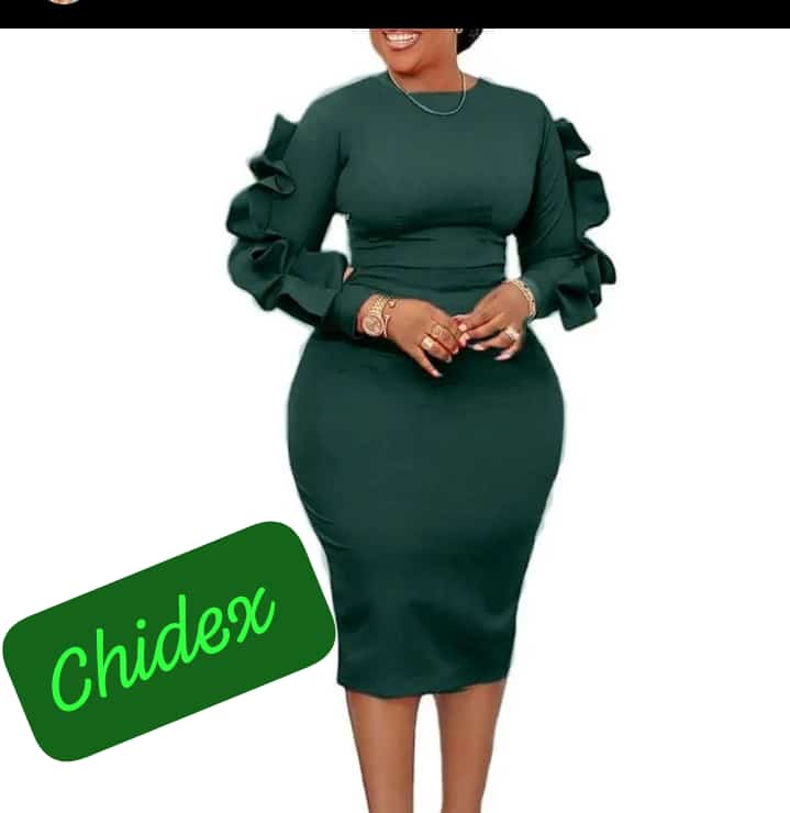 CORPORATE GOWN