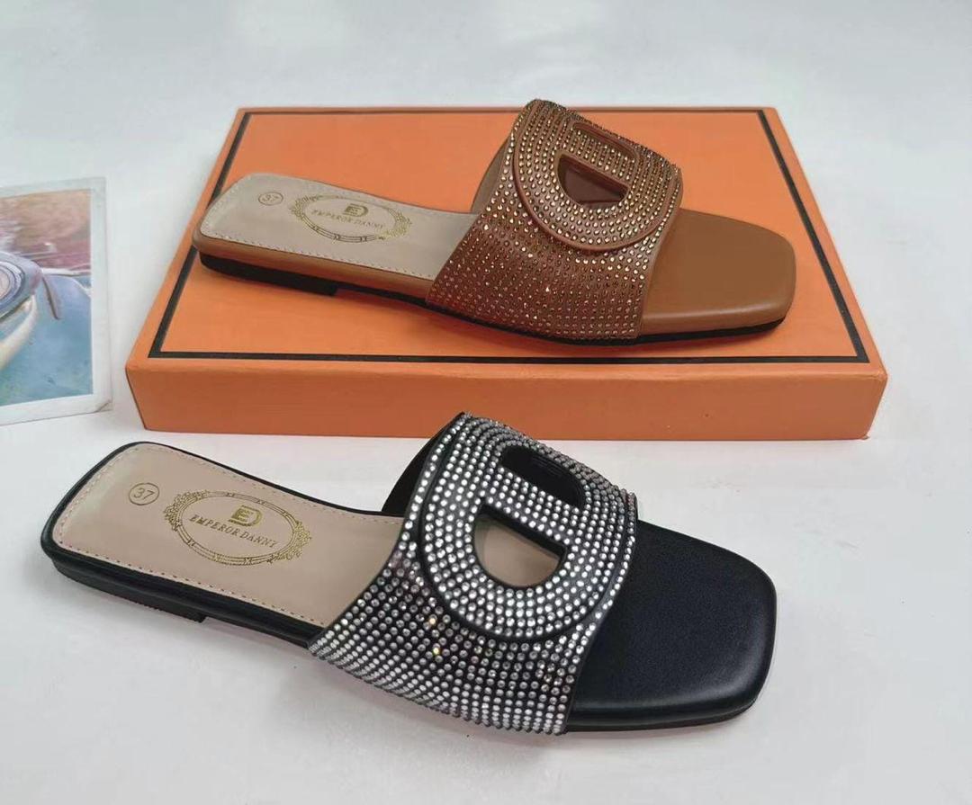 SLIPPERS
