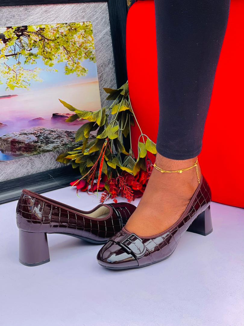 SHOE