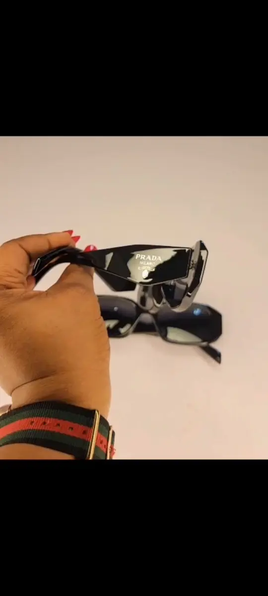 Fashion and quality spec