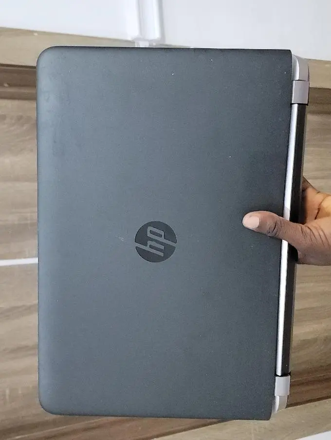 LAPTOP