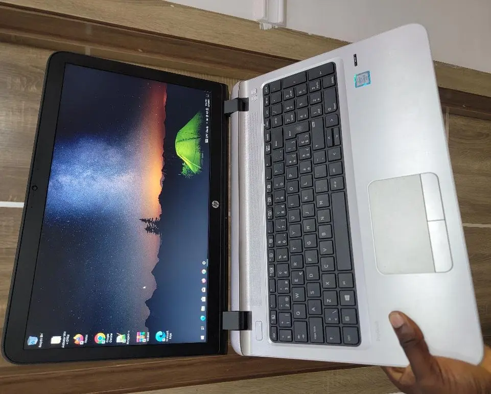 LAPTOP