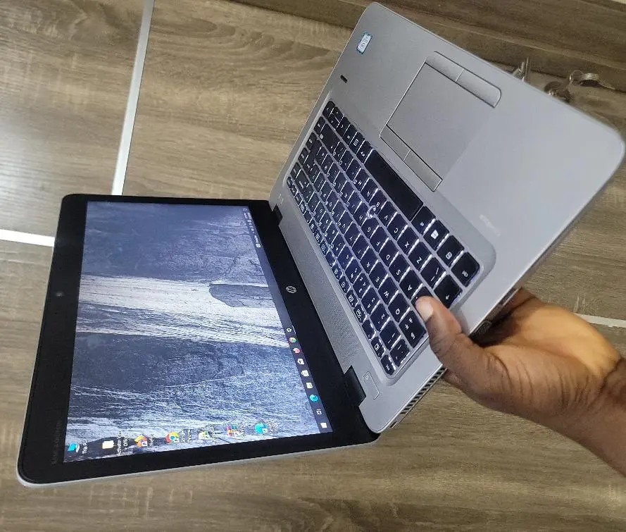 LAPTOP
