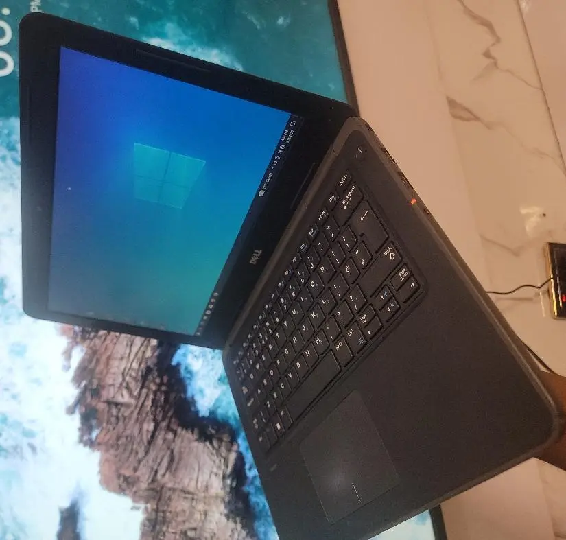 DELL LATITUDE3380