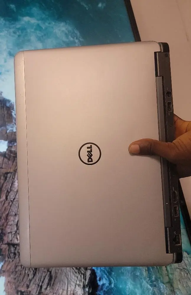 LAPTOP