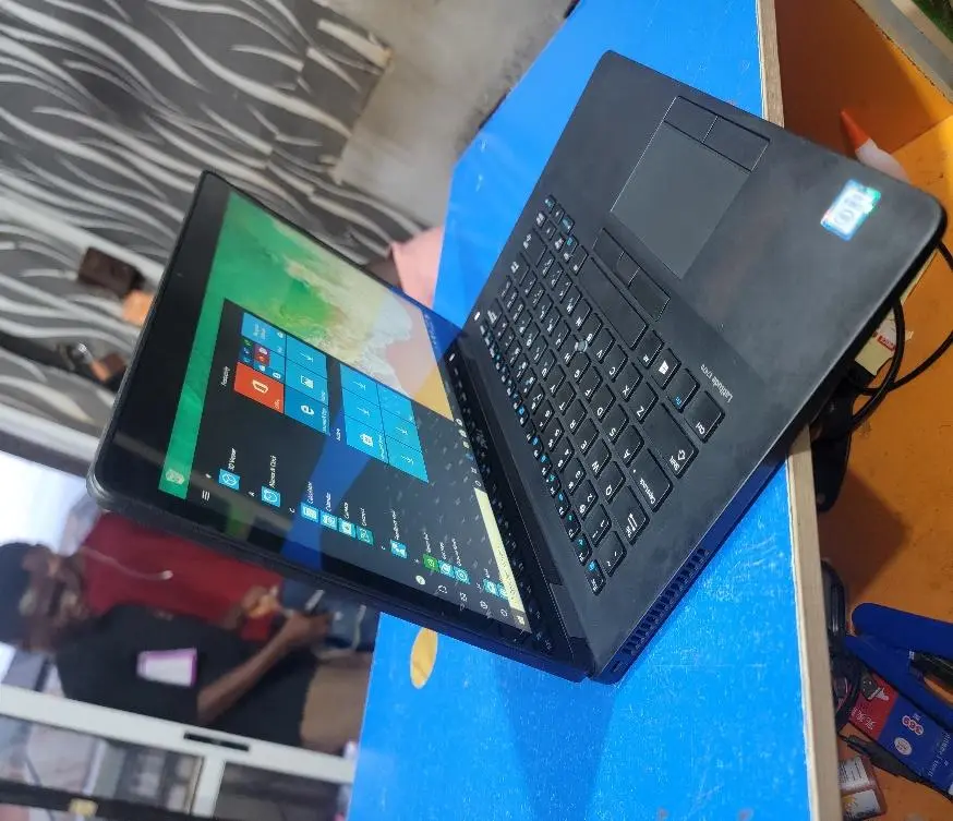 LAPTOP
