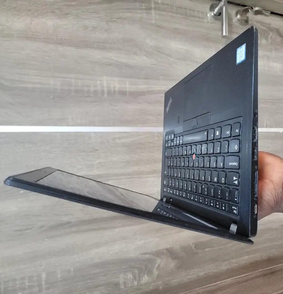 LENOVO THINKPAD X390