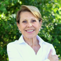 Headshot for Associate Mary M. Crouse