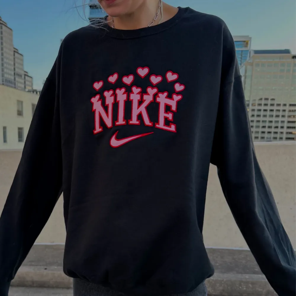 Nike Heartthrob Embroidered Sweatshirt