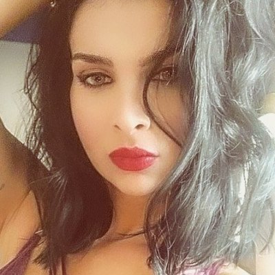selena nın gerçek adı ne sütlü ıslak kek