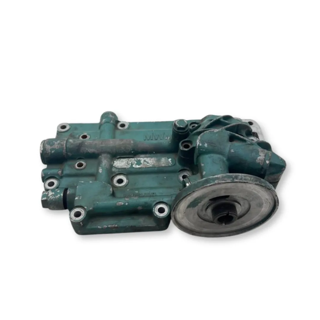 TAMPA RADIADOR ÓLEO MOTOR MWM 6.12 – 2U0198405 4