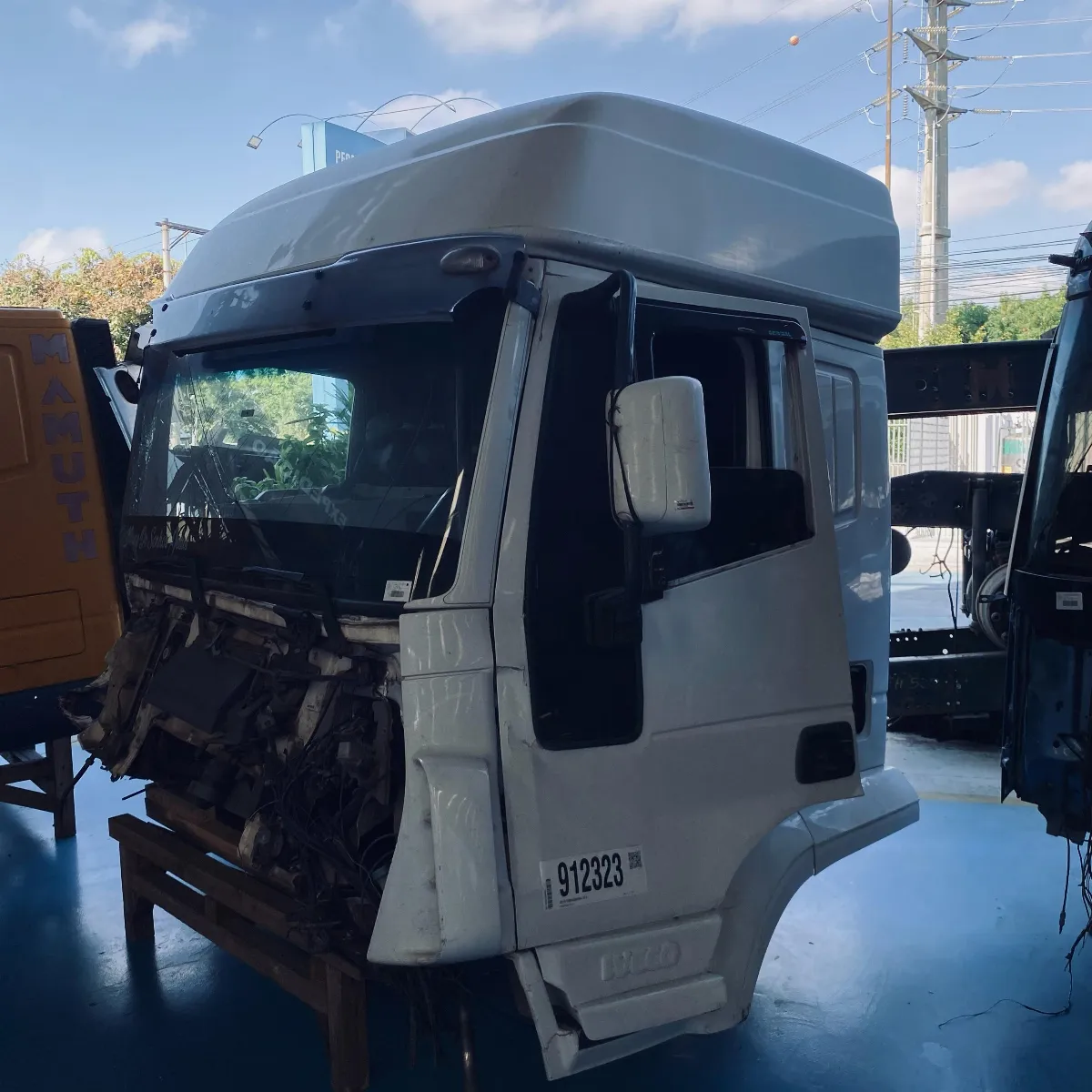CABINA IV STRALIS 570S42