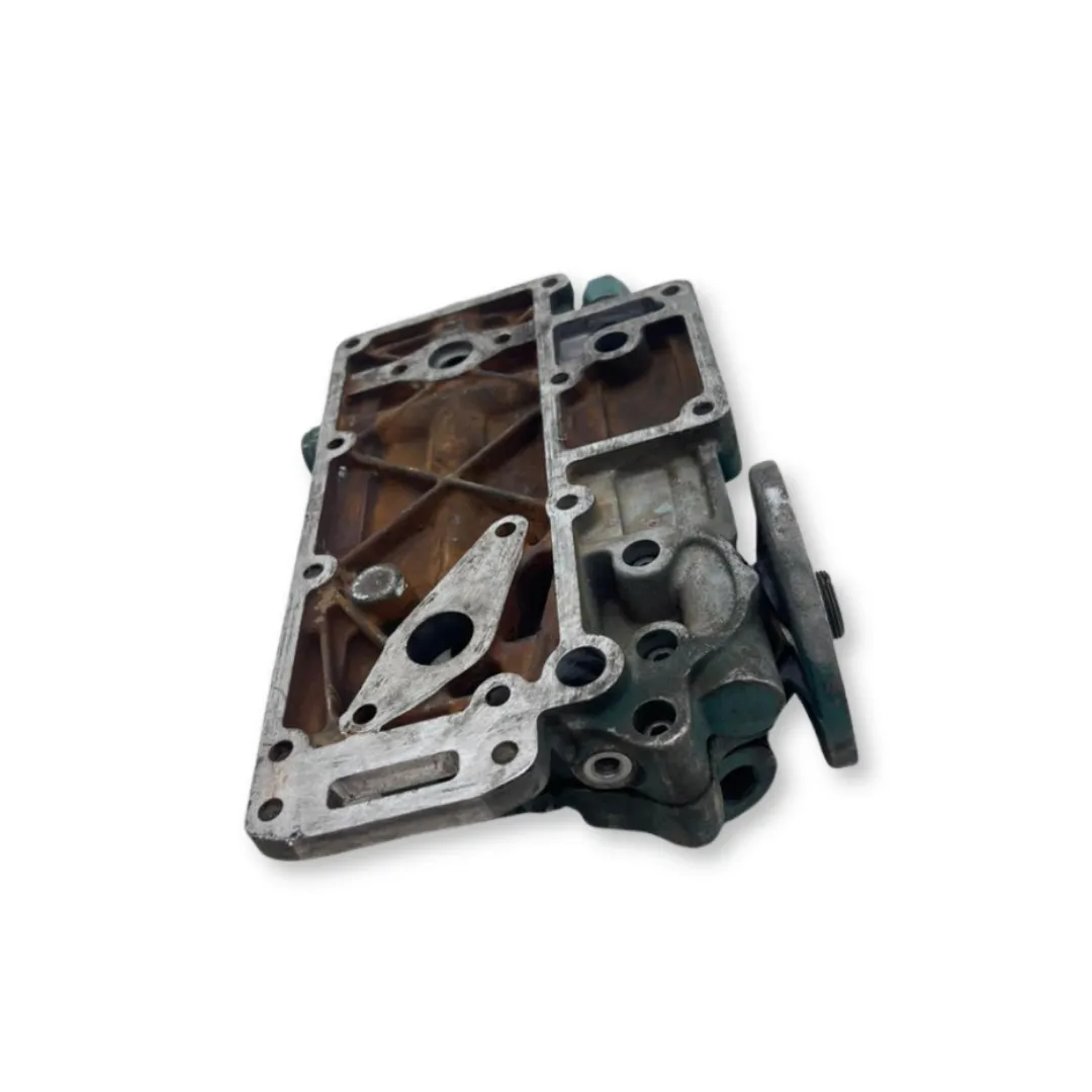 TAMPA RADIADOR ÓLEO MOTOR MWM 6.12 – 2U0198405 6