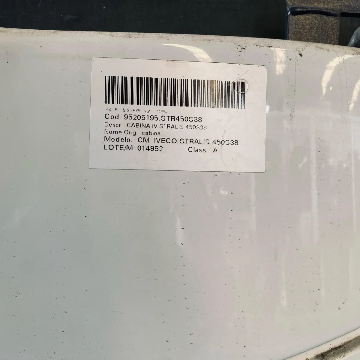 CABINA IV STRALIS 450S38 3