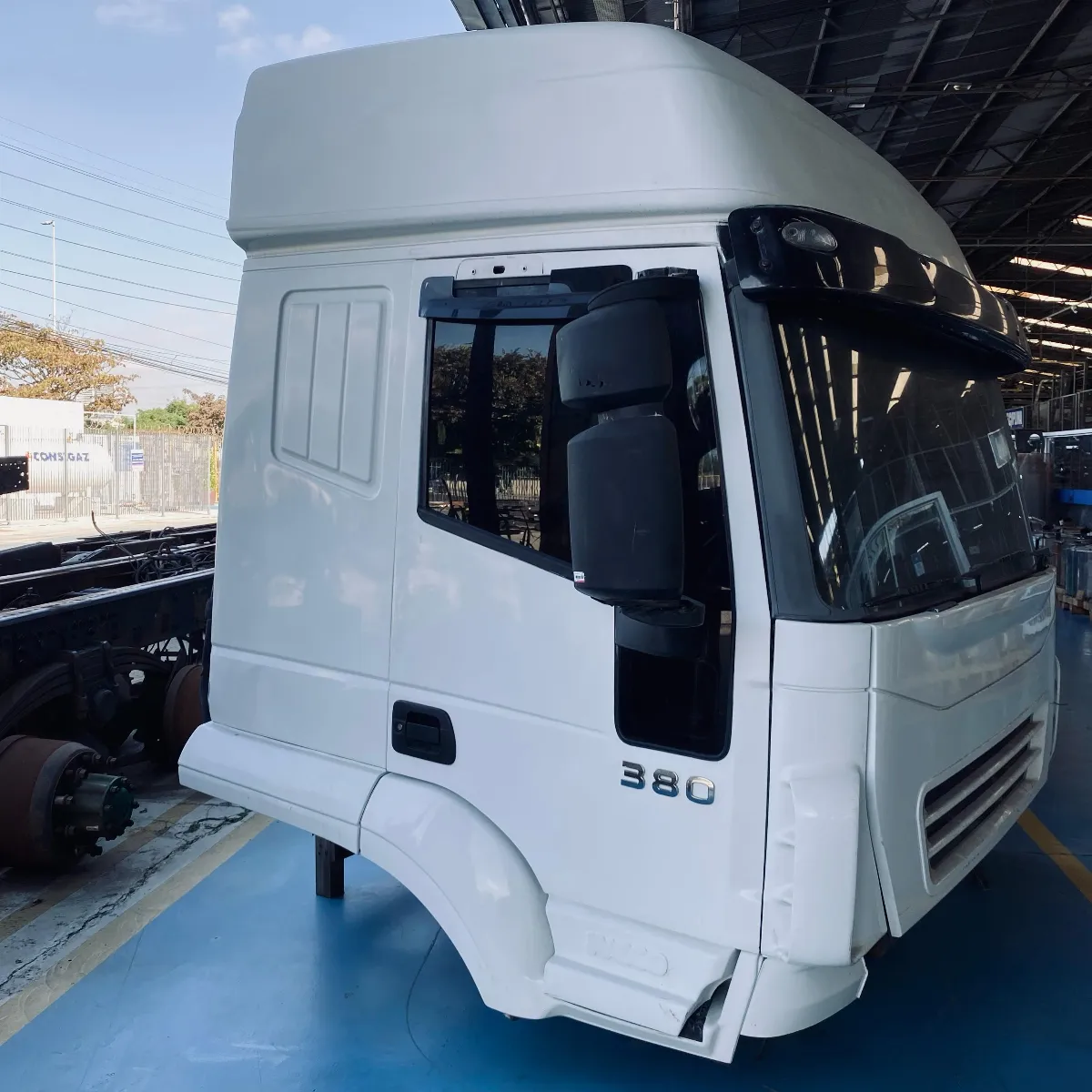 CABINA IV STRALIS 450S38