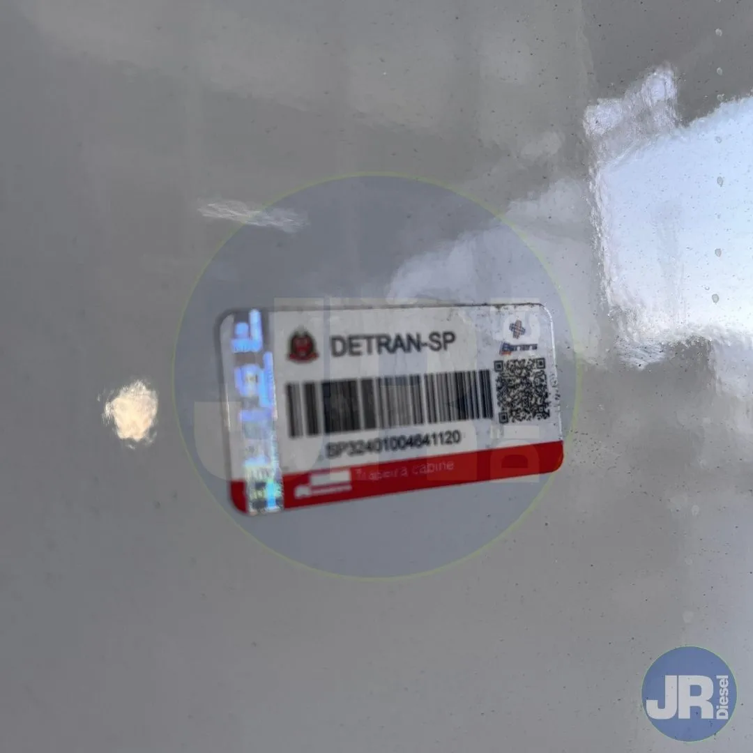 015630 CABINA SCANIA R440 4