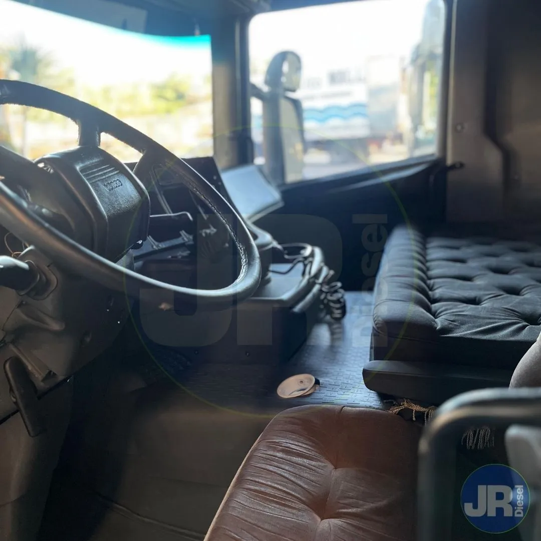 015630 CABINA SCANIA R440 5