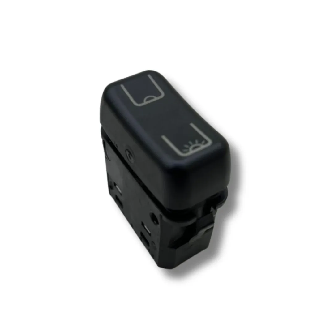 BOTÃO INTERRUPTOR LANTERNA TETO MB ATEGO 3030 – 9585451807 2