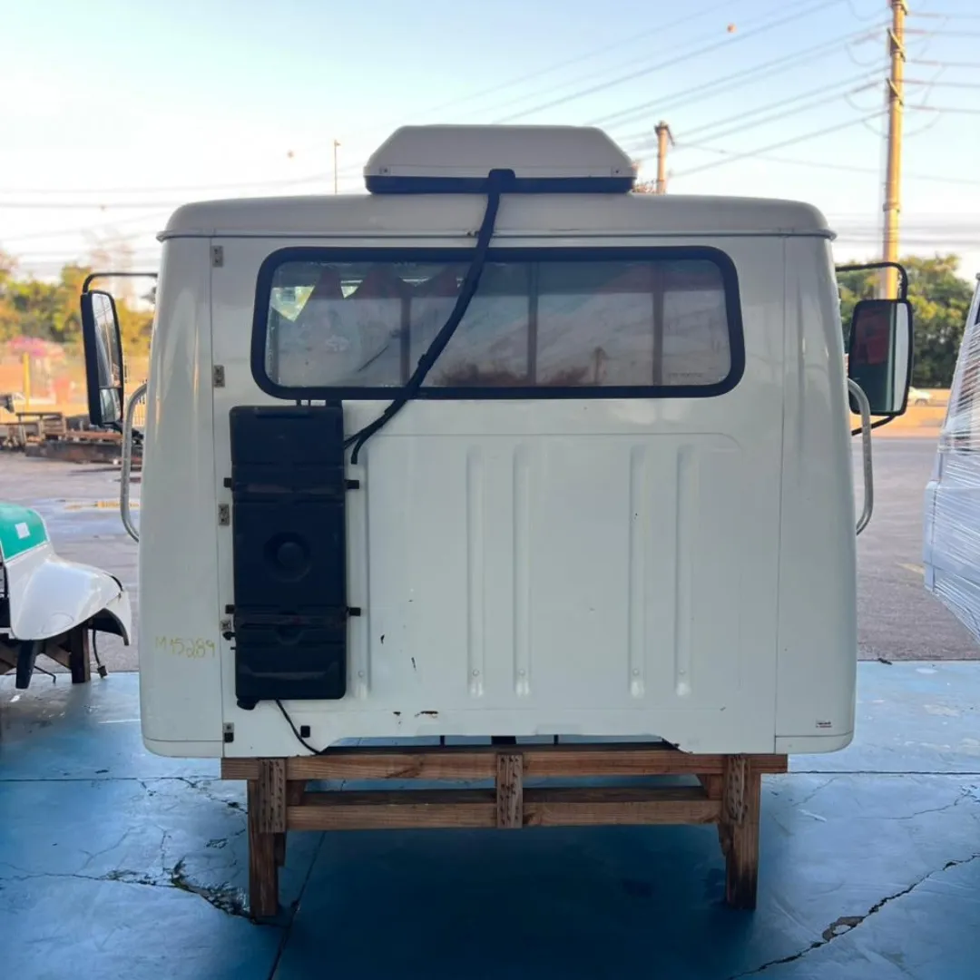 CABINE INTERNATIONAL 4700 4