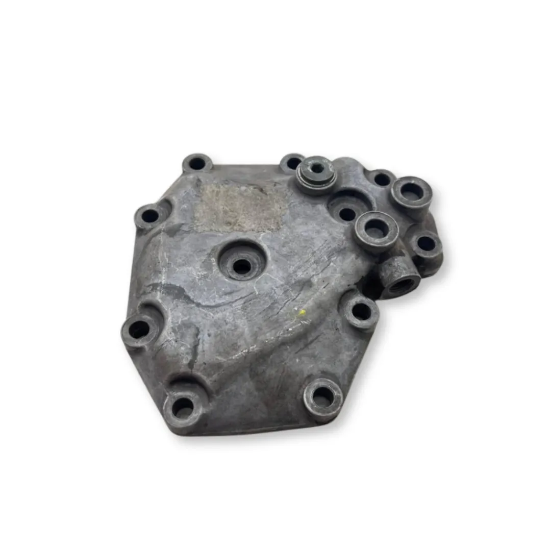 TAMPA RADIADOR ÓLEO MOTOR MB 904 / 924 – A0001883402