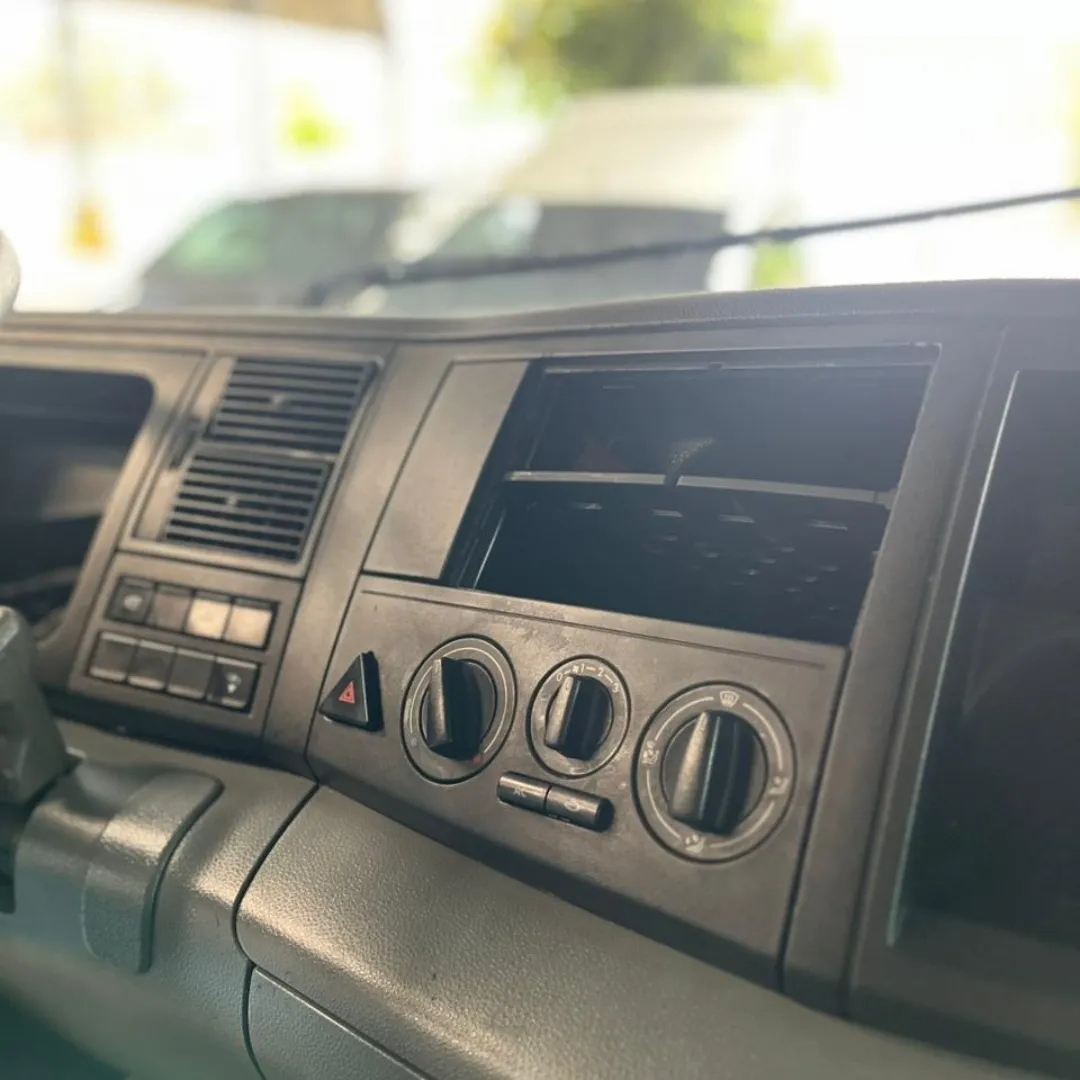 CABINA VW CONSTELLATION 18.210 11