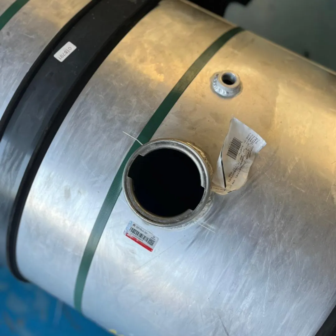 TANQUE COMBUSTIVEL 290 LTS DAF XF FTT 530 5