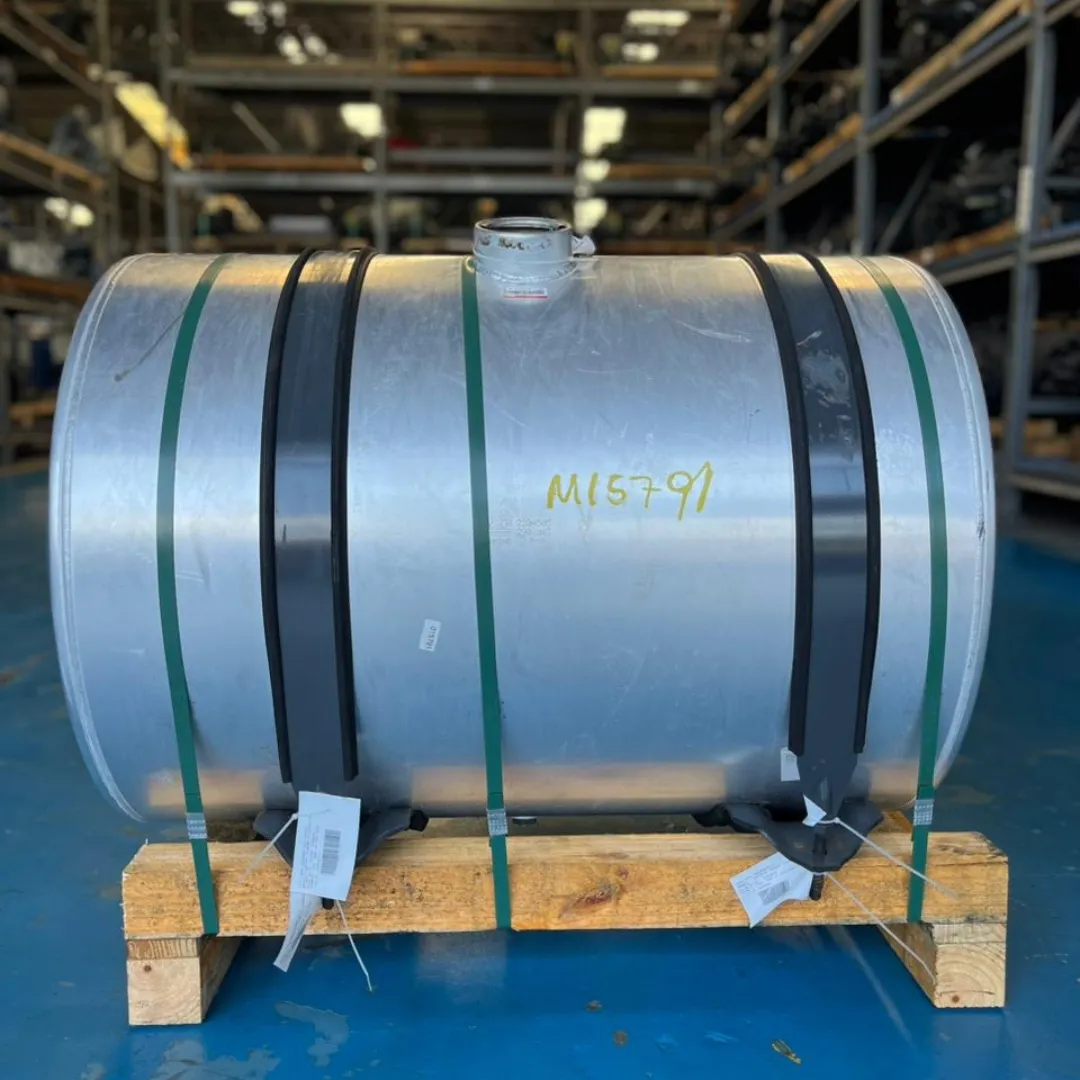 TANQUE COMBUSTIVEL 290 LTS DAF XF FTT 530 2