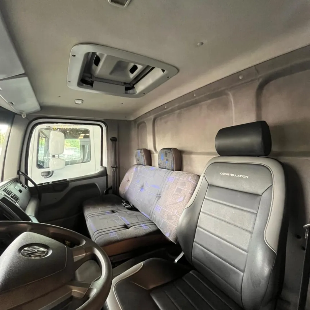 CABINA VW CONSTELLATION 18.210 8