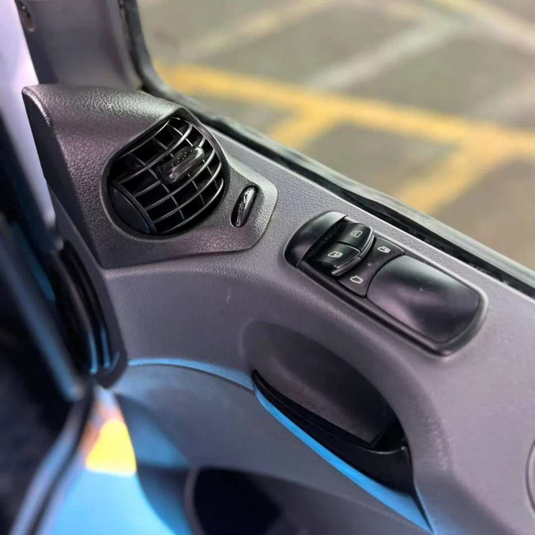 CABINA MB ACTROS 2546 PROMO DE MAIO 10