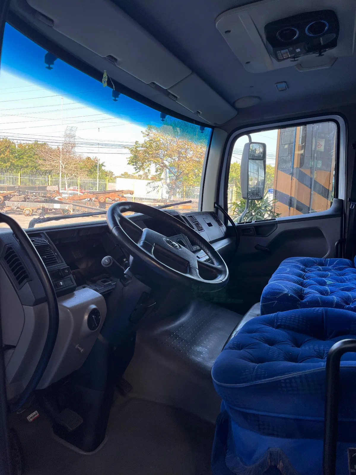Cabine VW Costellation 24.250 6