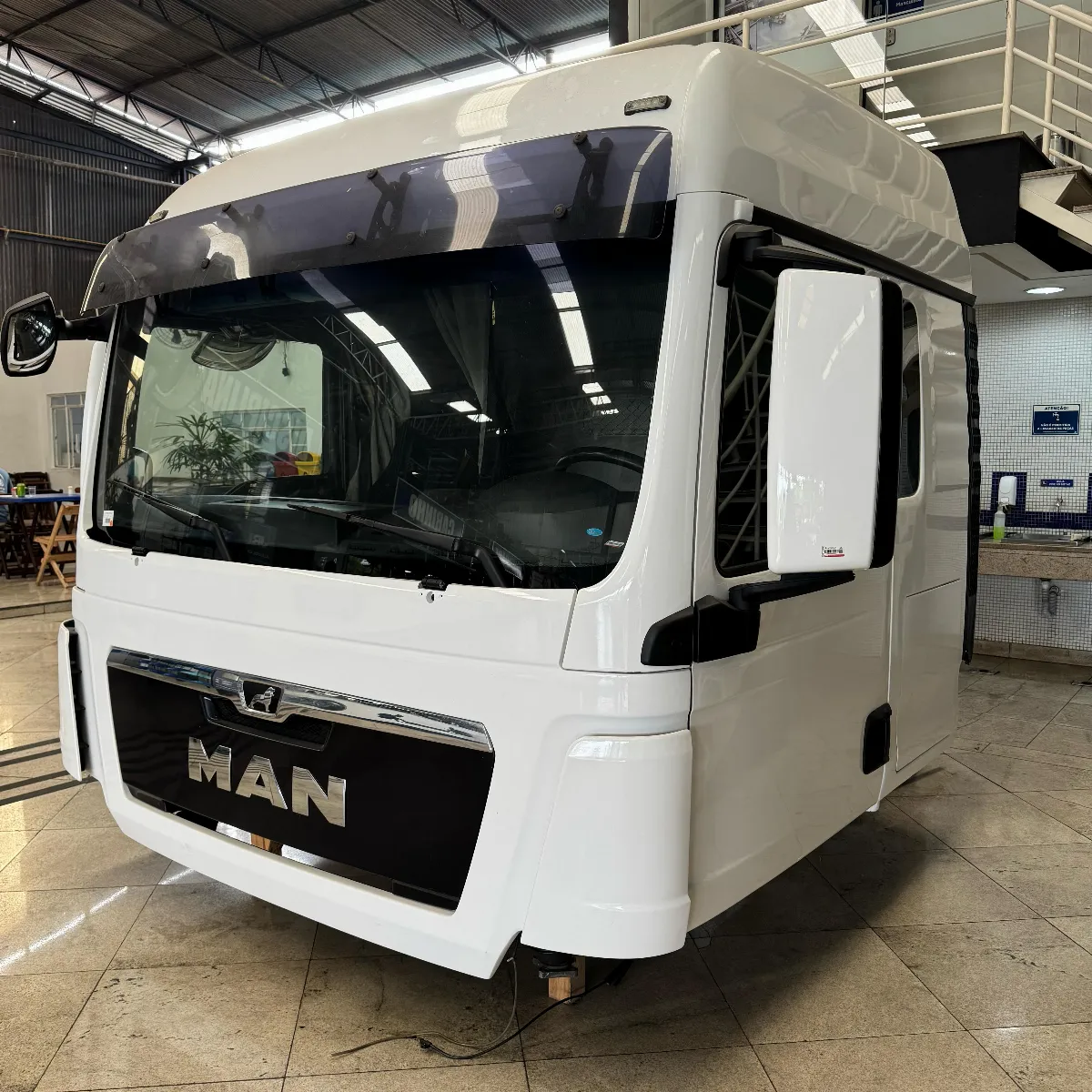 CABINA MAN TGX 28440 2
