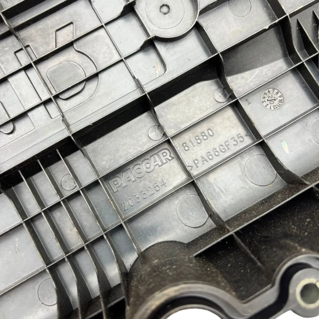 TAMPA VÁLVULA MOTOR DAF XF106 / XF480 / XF530 – 2033254 5