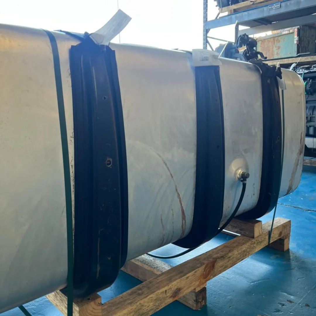 TANQUE COMBUSTIVEL 780 LTS MB ACTROS 2651 4