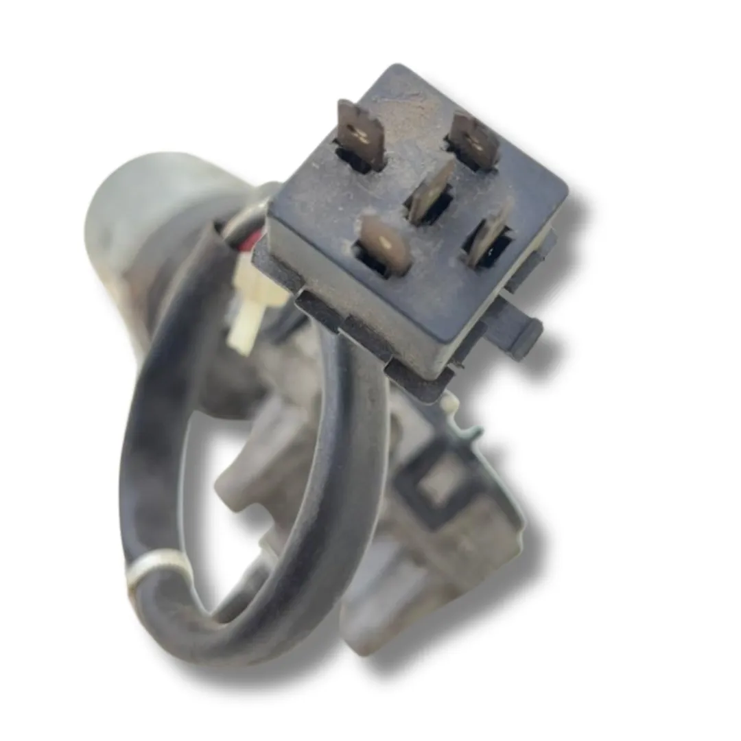 MOTOR LIMPADOR PARABRISA 12V MB 1214/ 1718/ 1418/ 1620/ 1720 4
