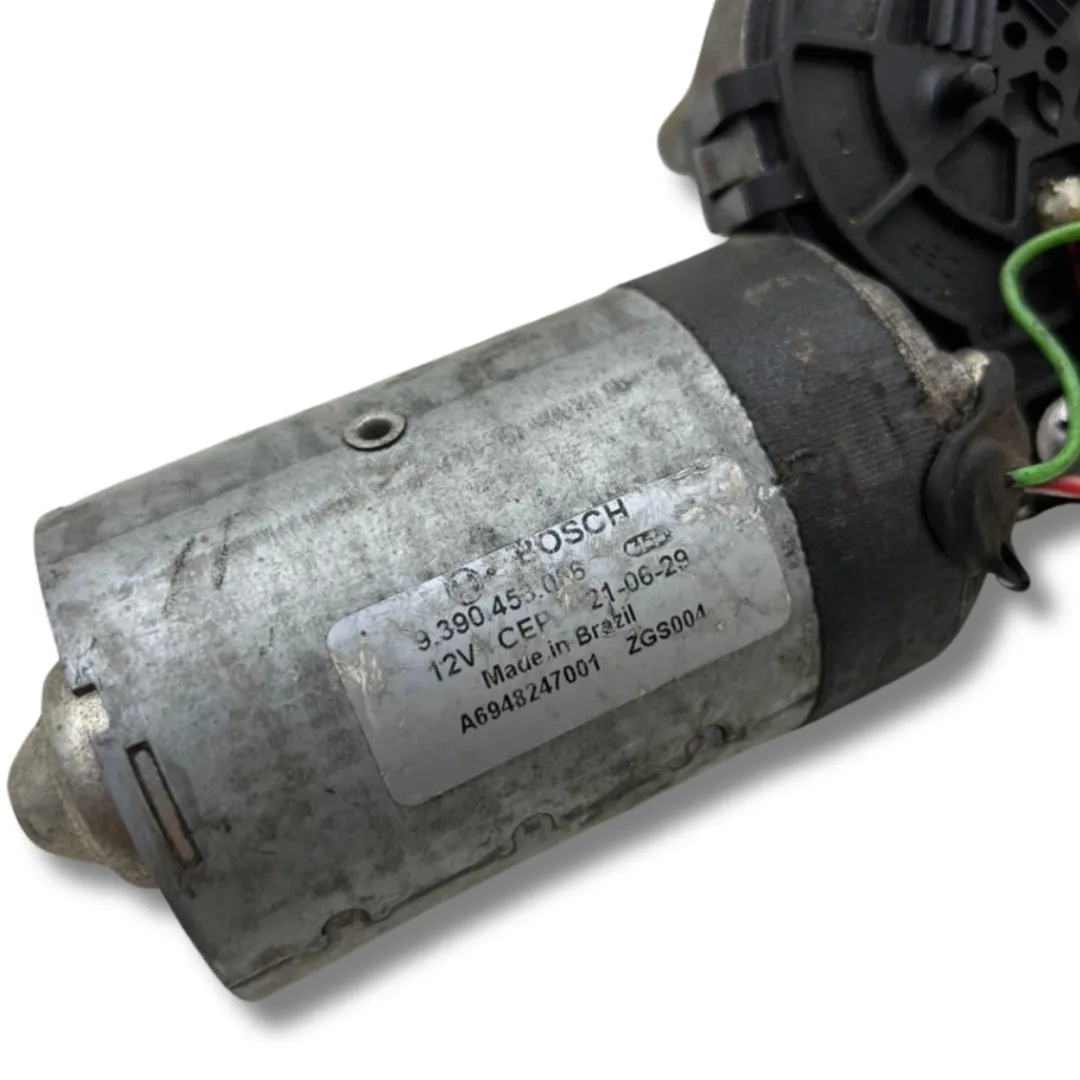 MOTOR LIMPADOR PARABRISA 12V MB 1214/ 1718/ 1418/ 1620/ 1720 3