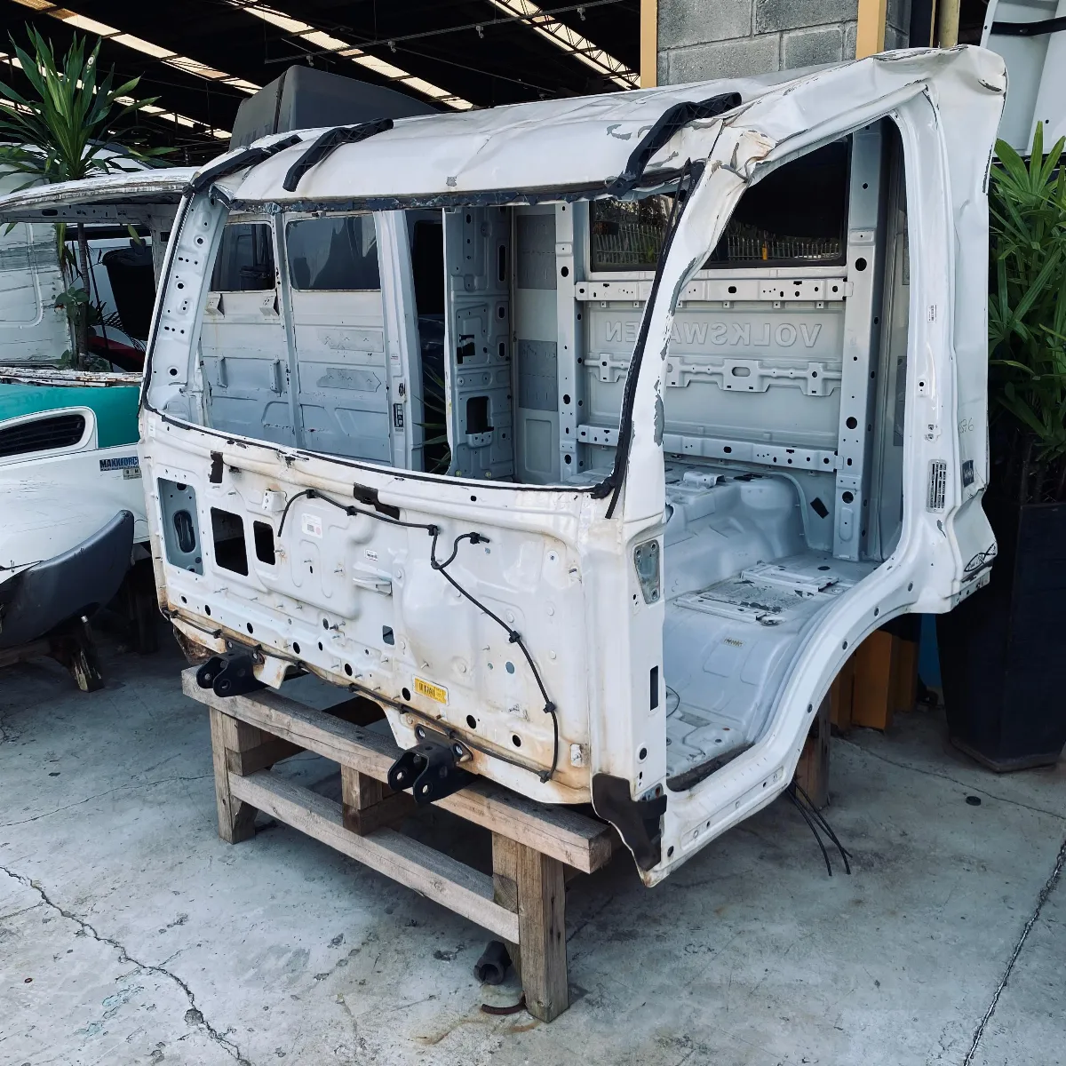 ESTRUTURA CABINA VW 11180 DELIVERY