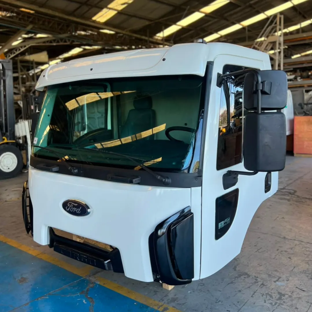 CABINE FORD CARGO 1519 4