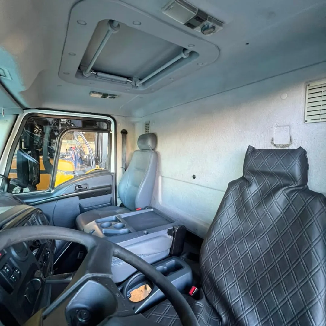 CABINE FORD CARGO 1519 8