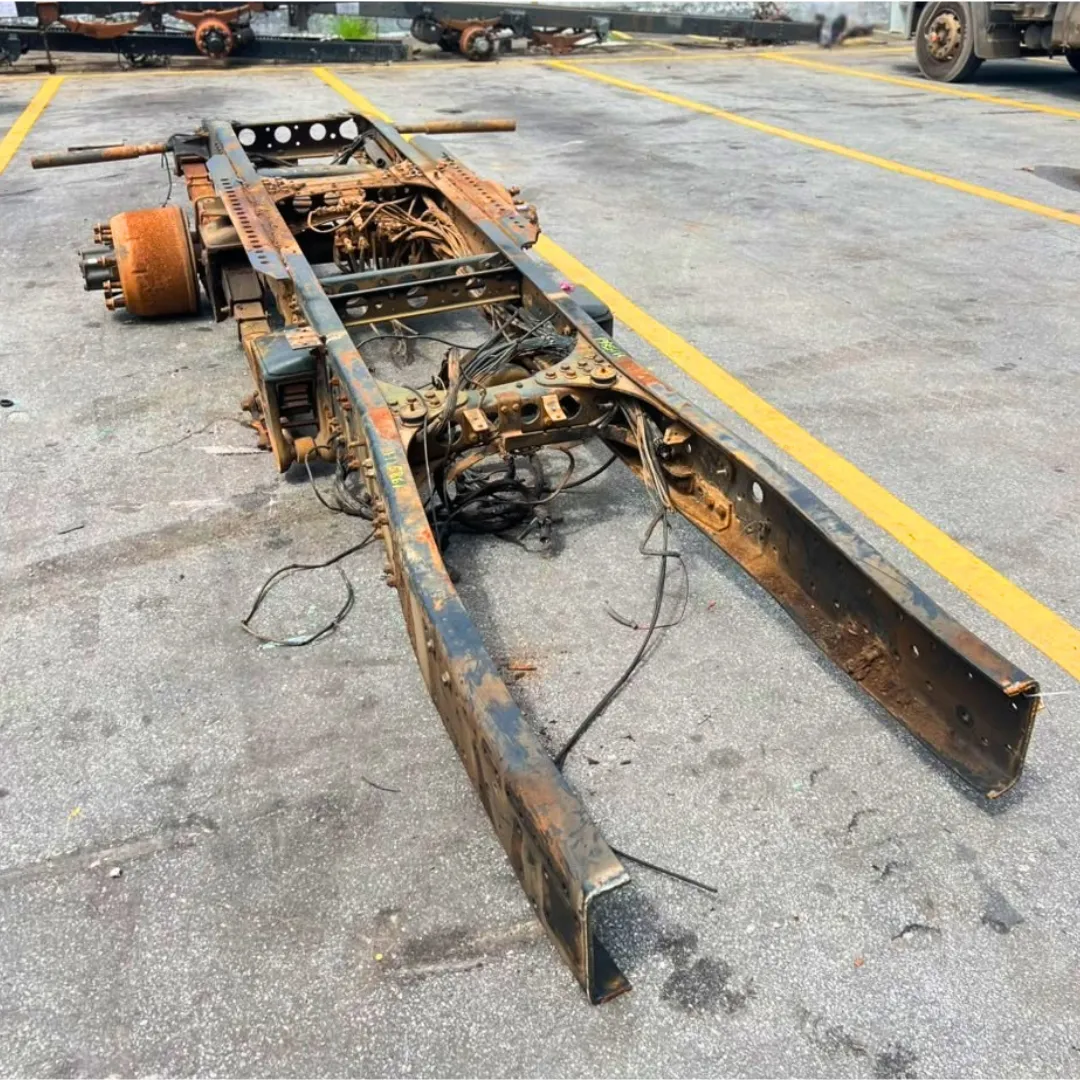TRASEIRA MB AXOR 2544 – ANO 2010 3