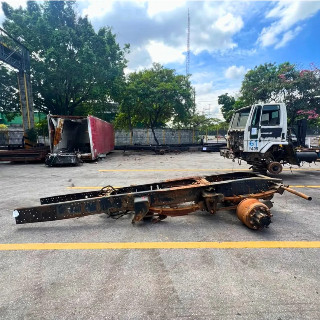 TRASEIRA MB AXOR 2544 – ANO 2010 5