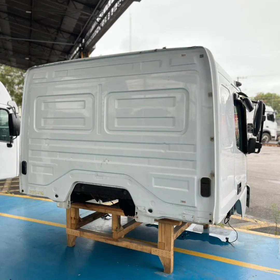 CABINA MB AXOR 2035 5