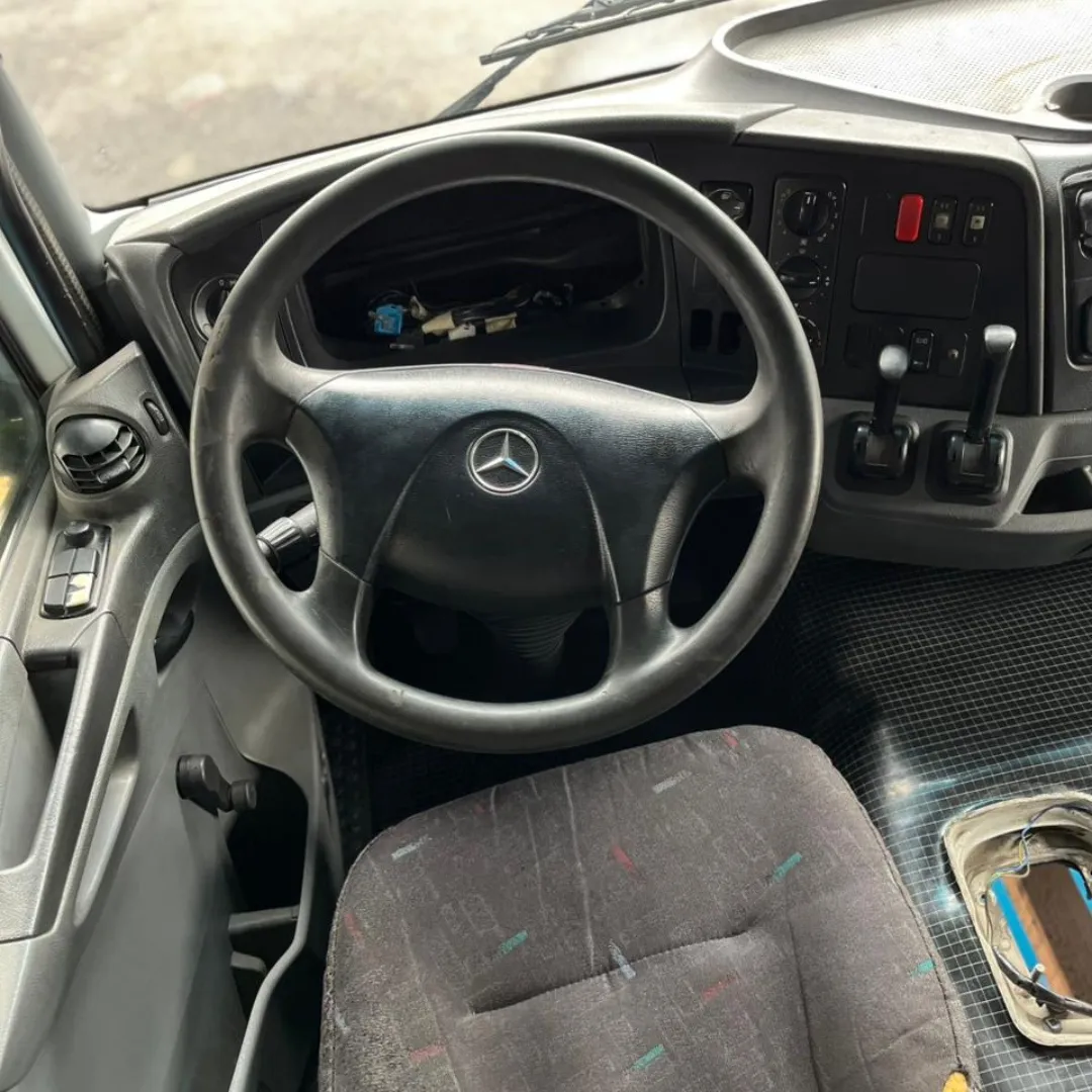 CABINA MB AXOR 2035 8