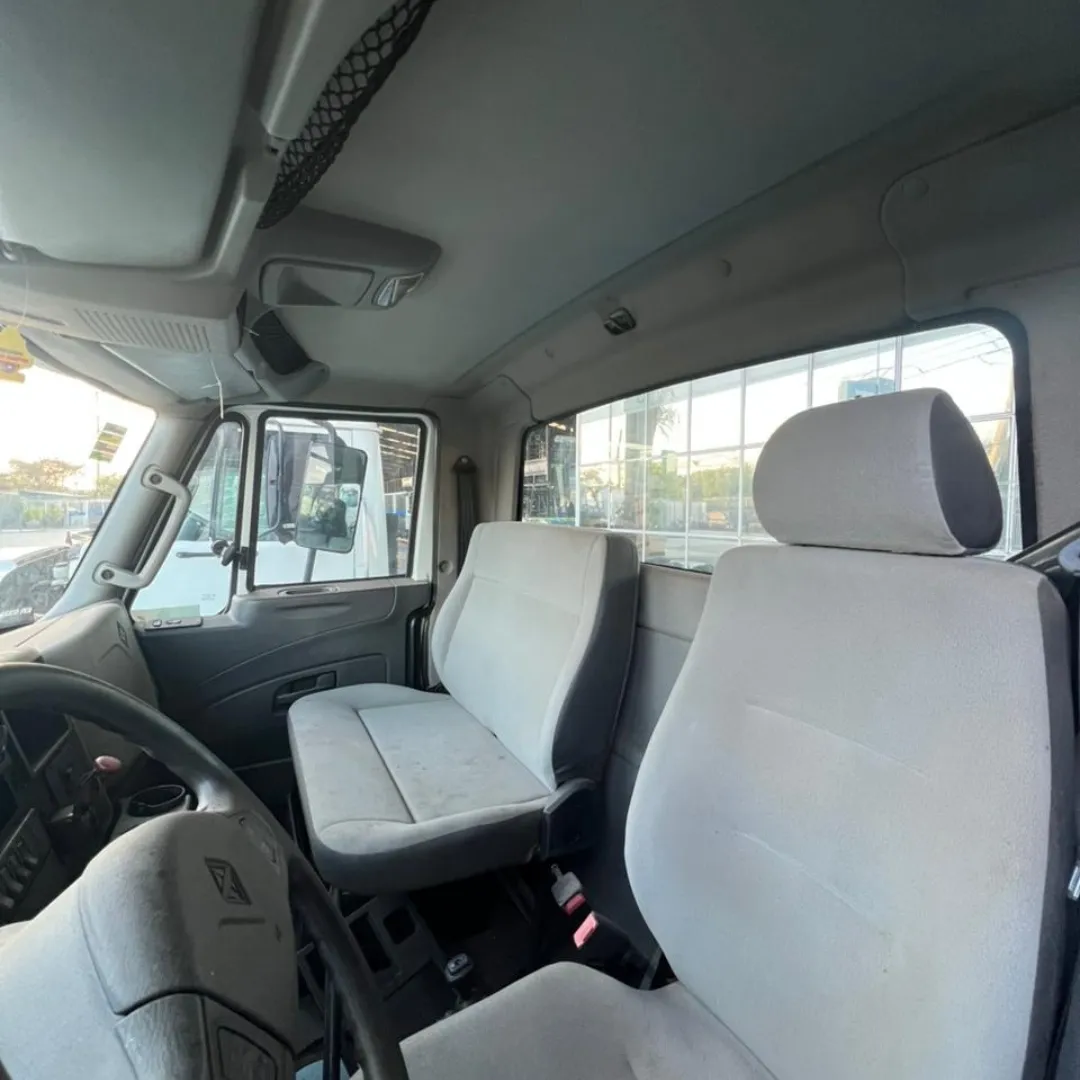 CABINE INTERNATIONAL DURASTAR 5