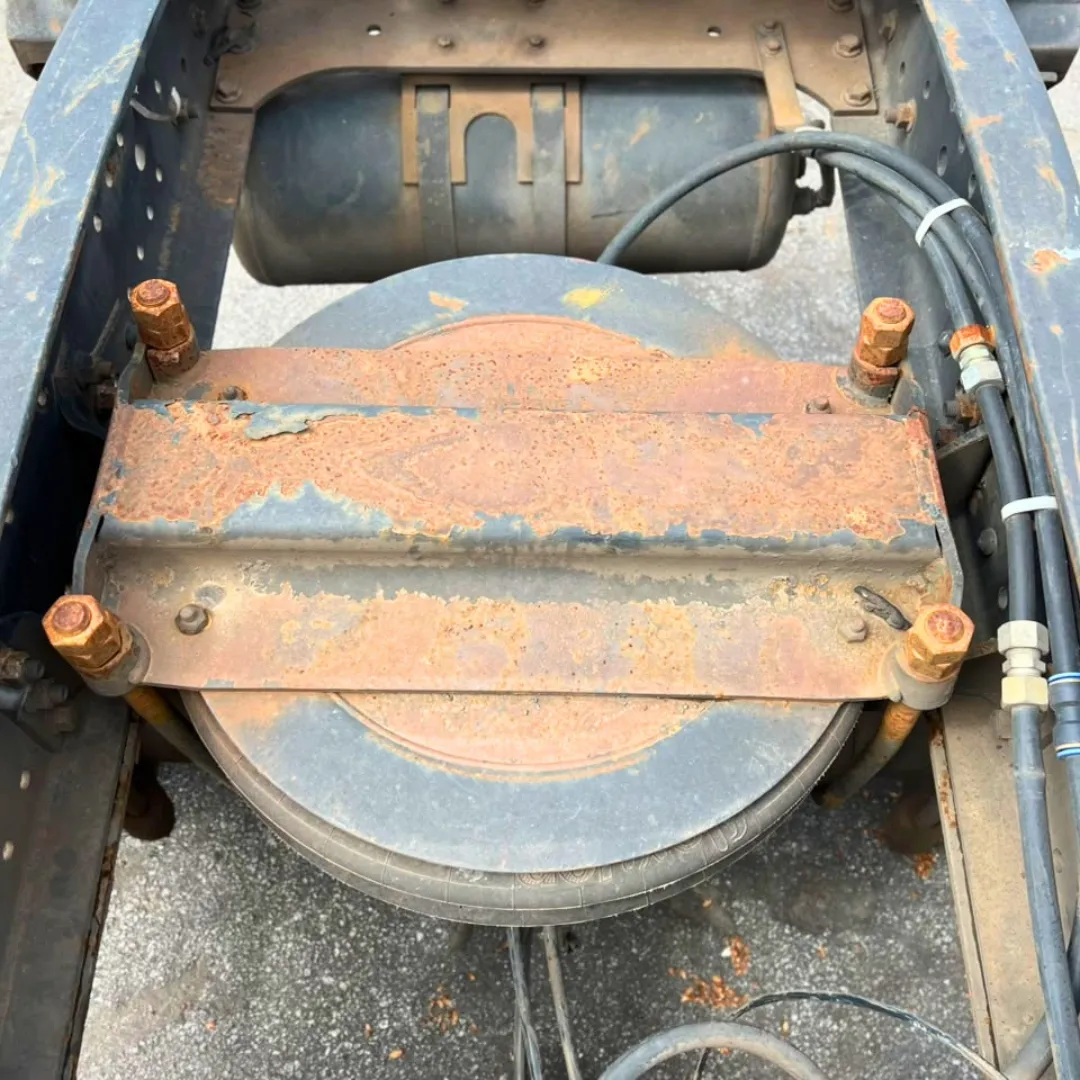 TRASEIRA MB AXOR 2540 – ANO 2008 7